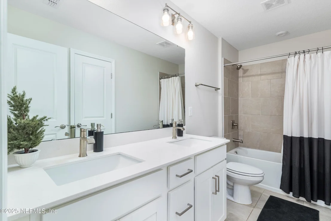 Photo of 231 SILKGRASS Place