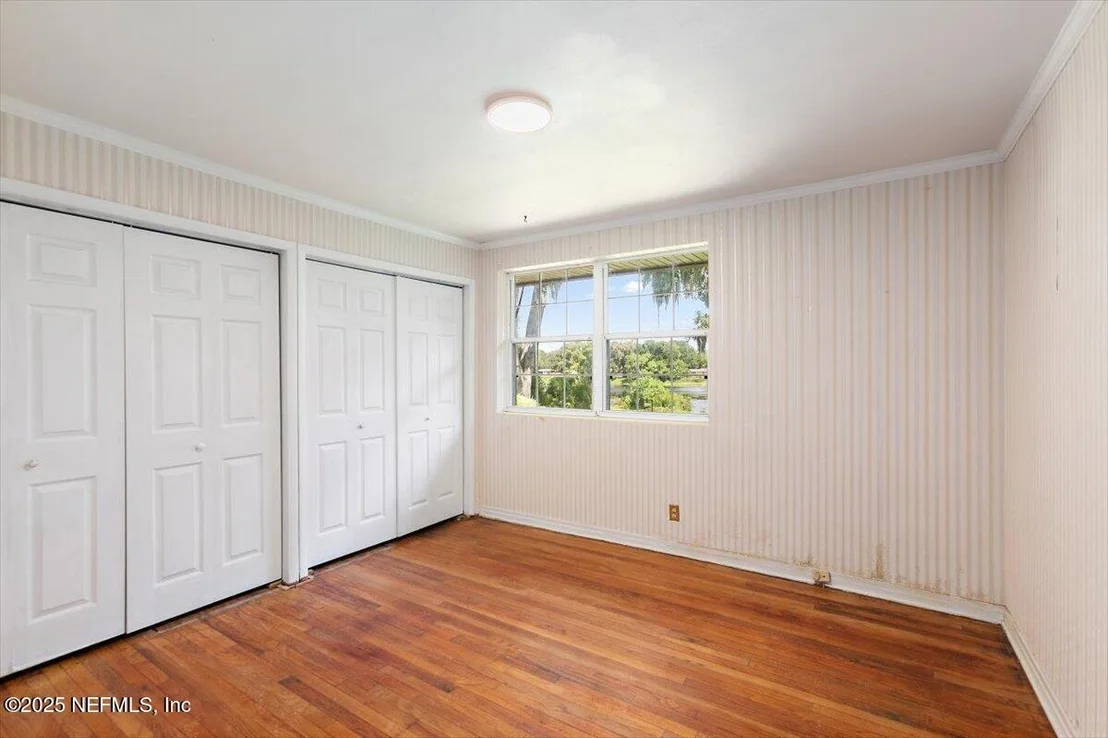 Photo of 5855 DICKSON Road