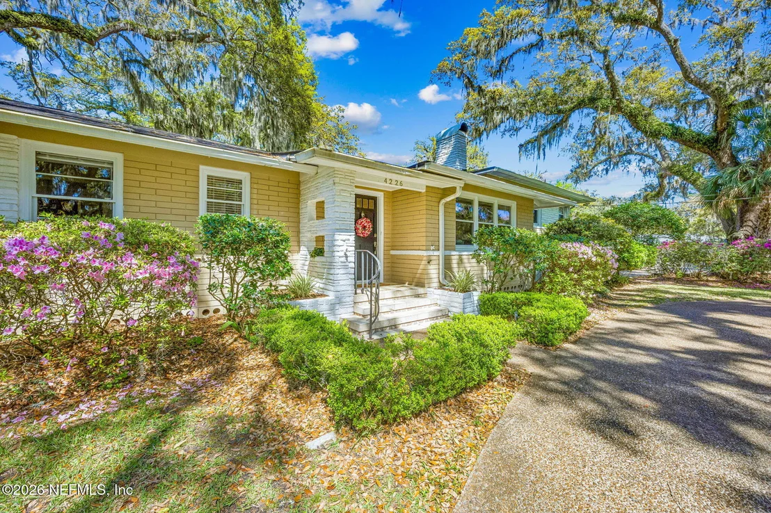 Photo of 4226 FOREST PARK Road