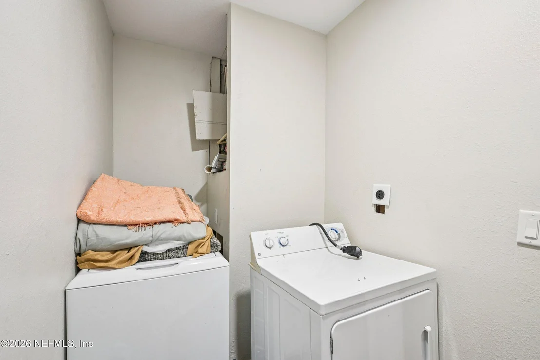 Photo of 6471 KINLOCK Drive