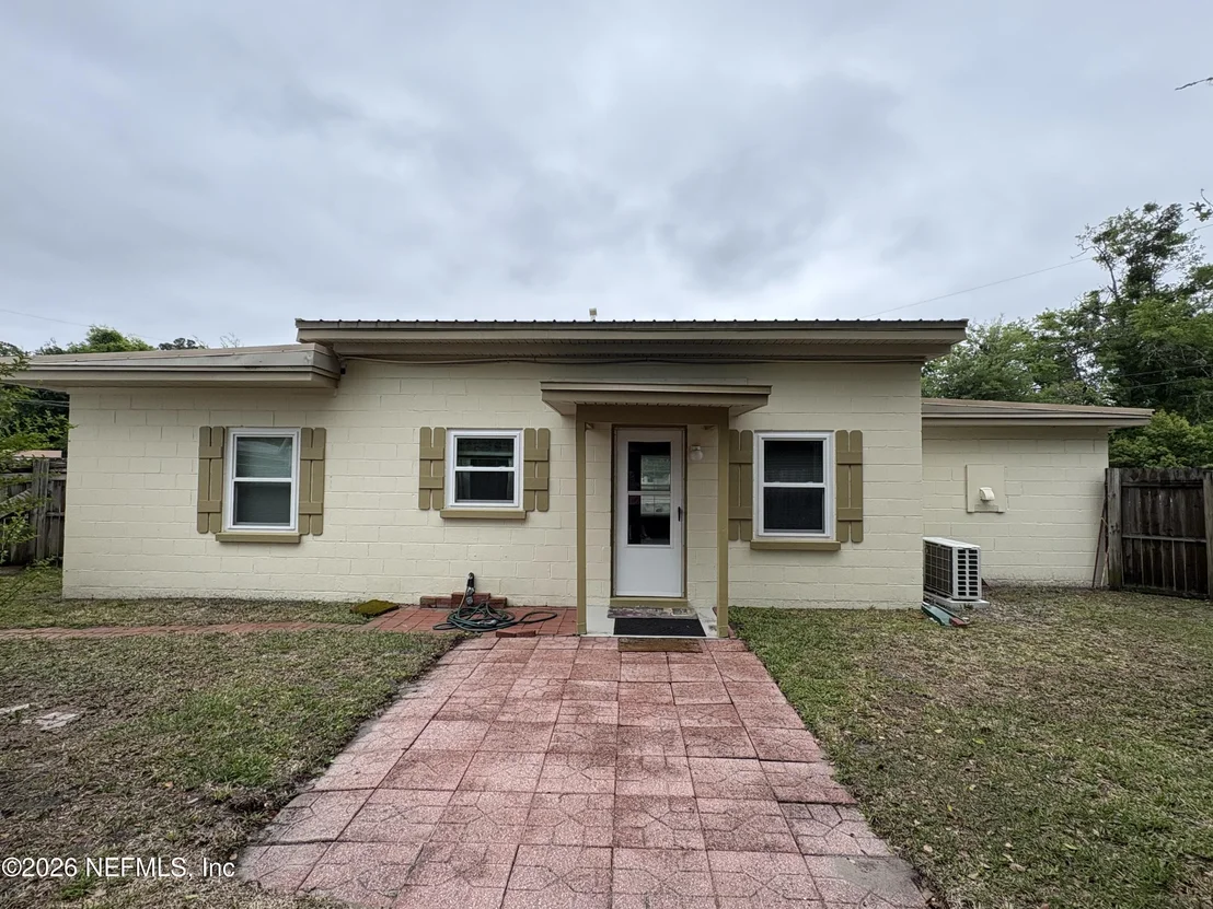 Photo of 6044 SABRE Drive