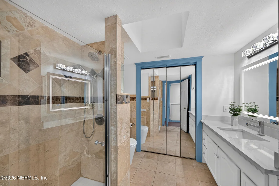 Photo of 13062 MANDARIN Road