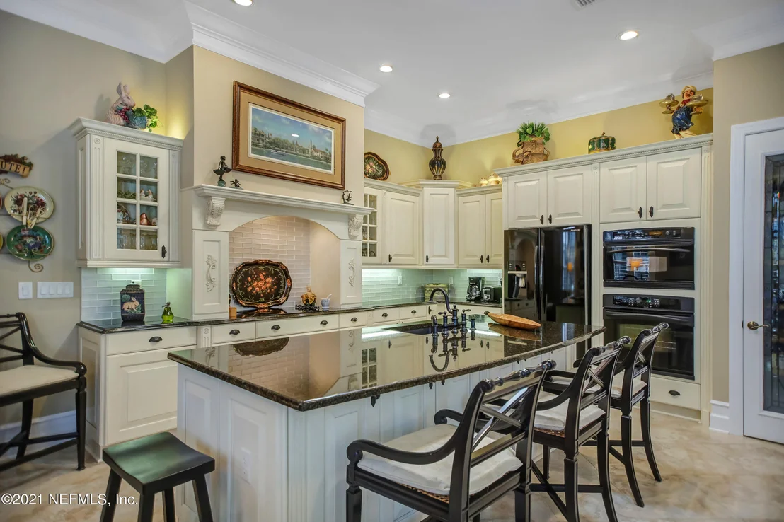 Photo of 1120 INVERNESS Drive