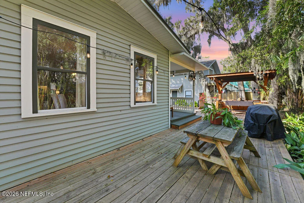 Photo of 12 NELMAR Avenue