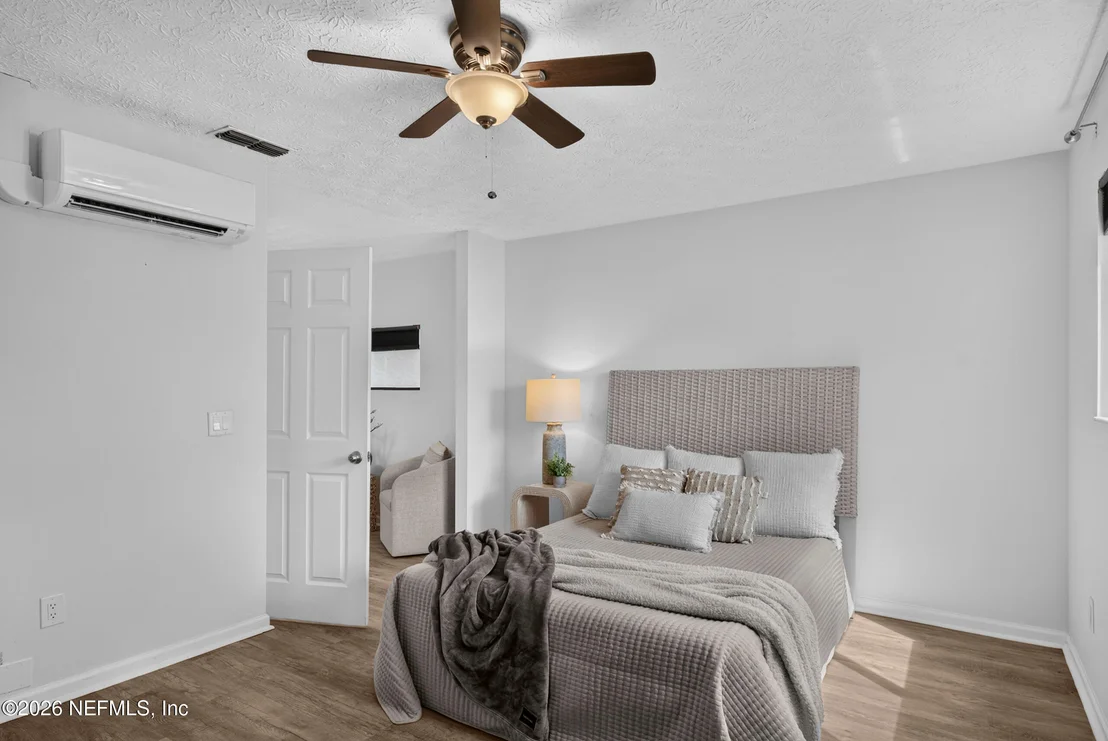 Photo of 287 GLENEAGLES Drive