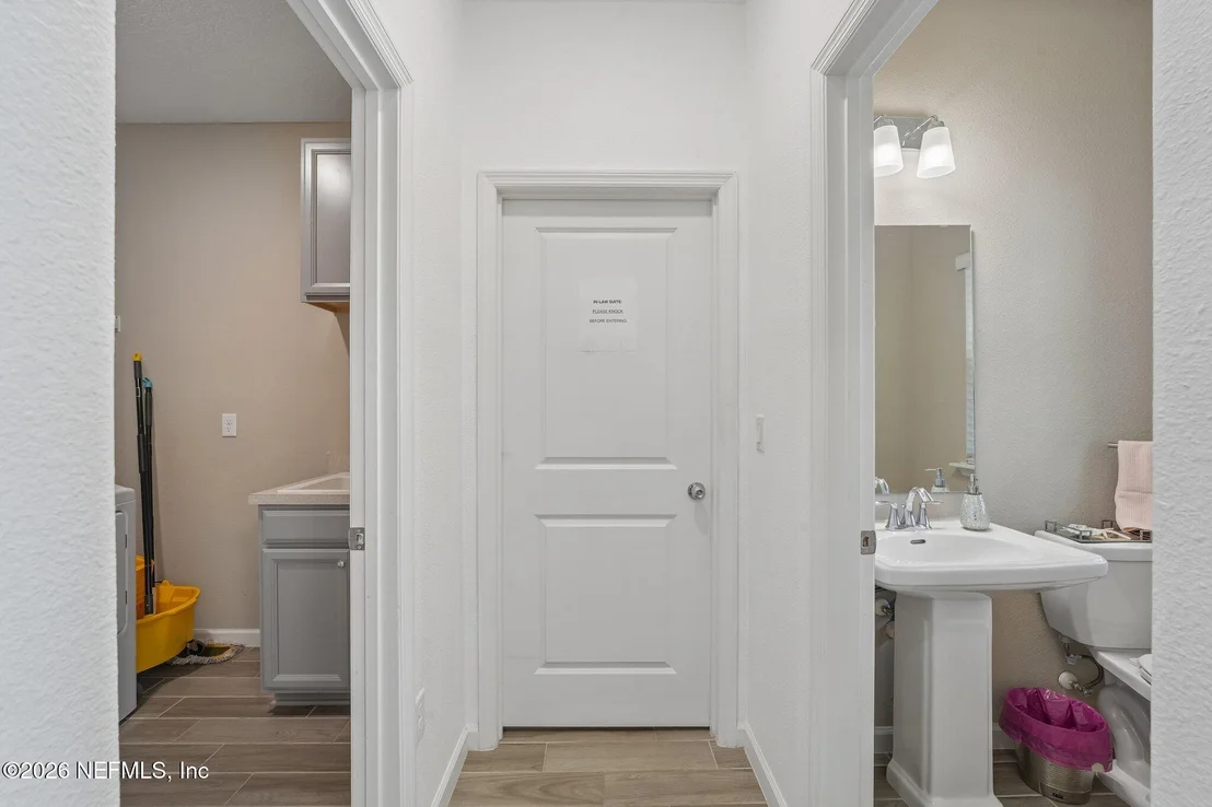 Photo of 3842 HEATHERBROOK Place
