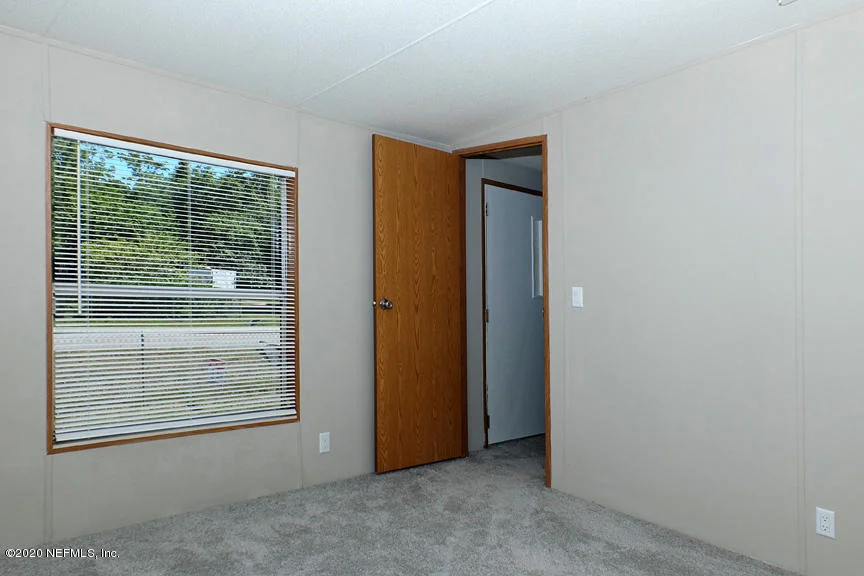 Photo of 1025 W 4TH Street