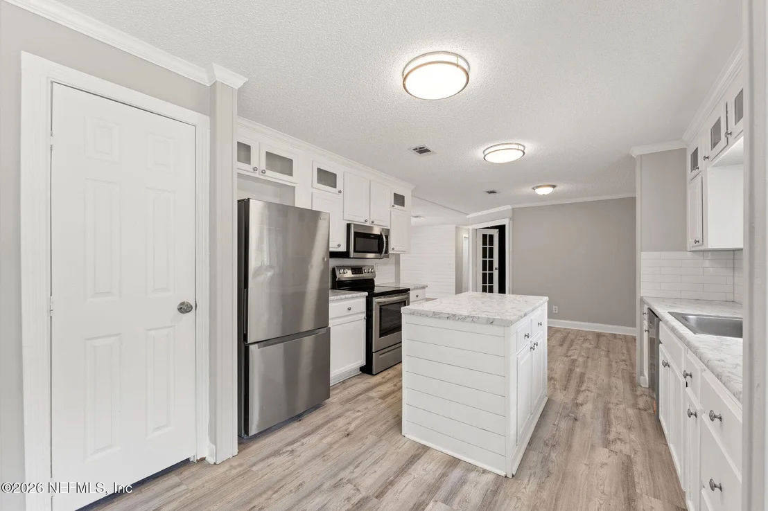 Photo of 2405 SILVER MOSS Circle