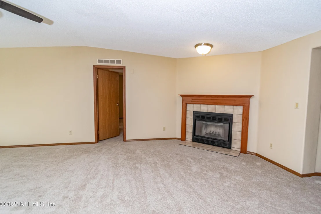 Photo of 5577 MYRTLE Road