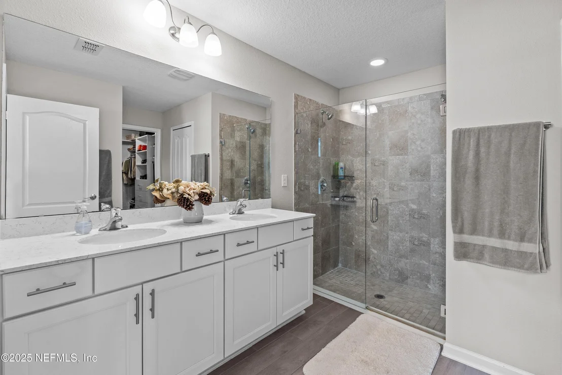 Photo of 1178 SHETLAND Drive
