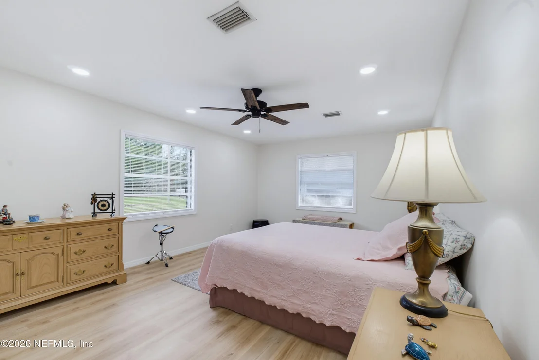 Photo of 125 HART LAKE Drive