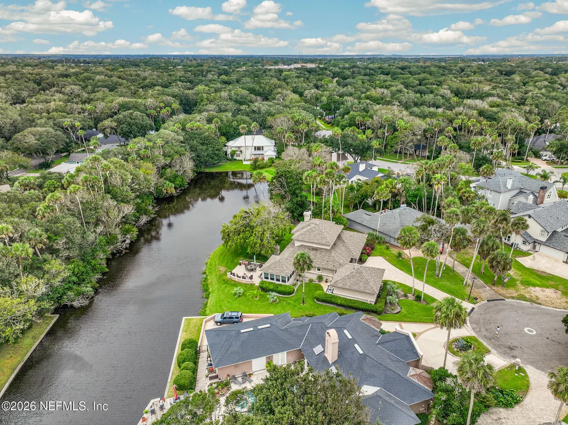 Photo of 2206 LAUGHING GULL Circle