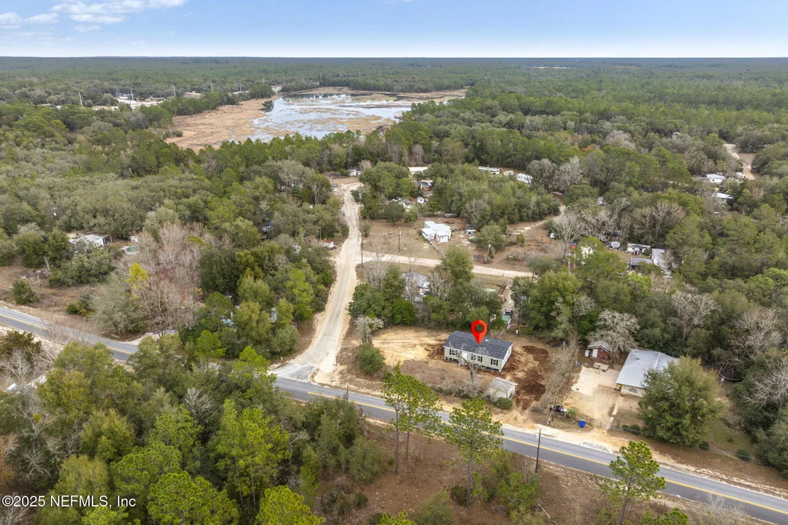 Photo of 128 LAKEVIEW Court