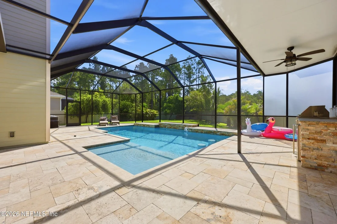 Photo of 44 BRASILLA Avenue