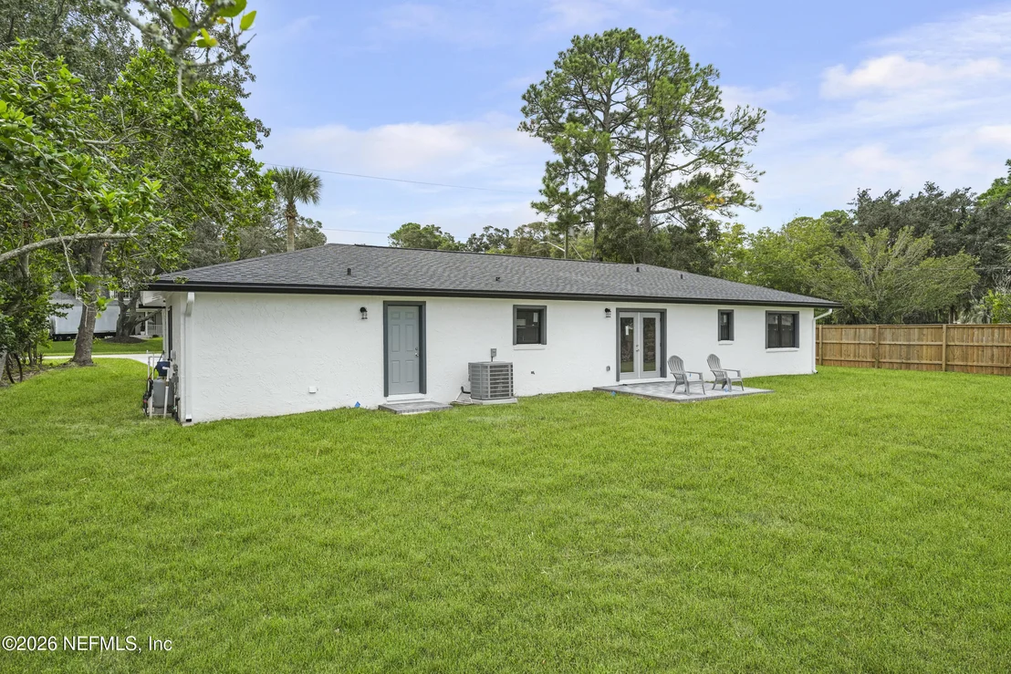 Photo of 1864 BUCCANEER Drive