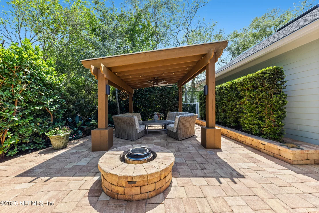 Photo of 120 ISTORIA Drive