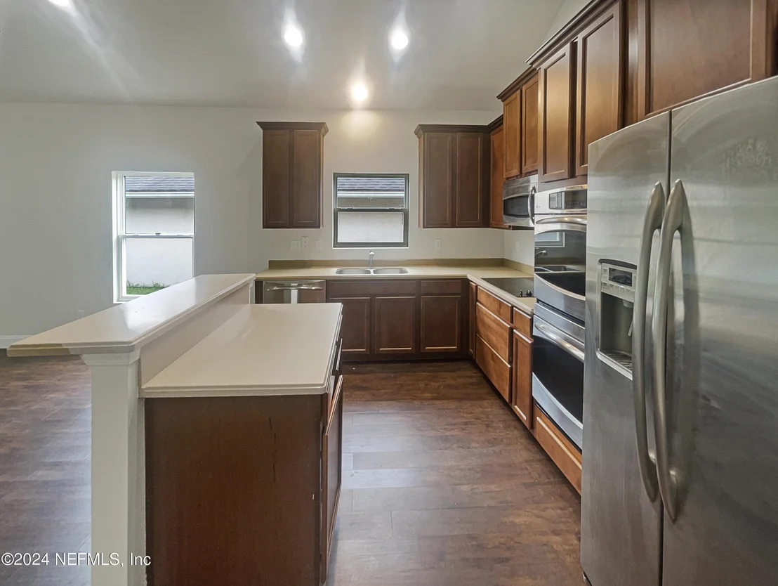 Photo of 13527 DEVAN LEE Drive E