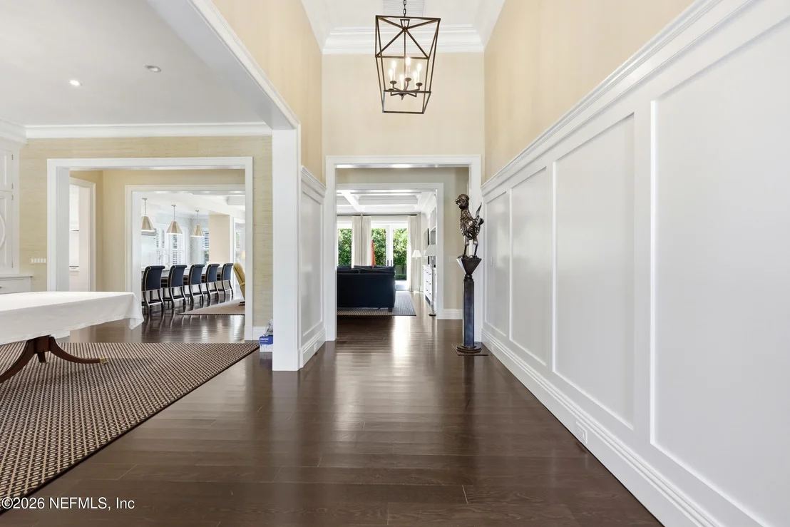 Photo of 1030 MAPLE Lane