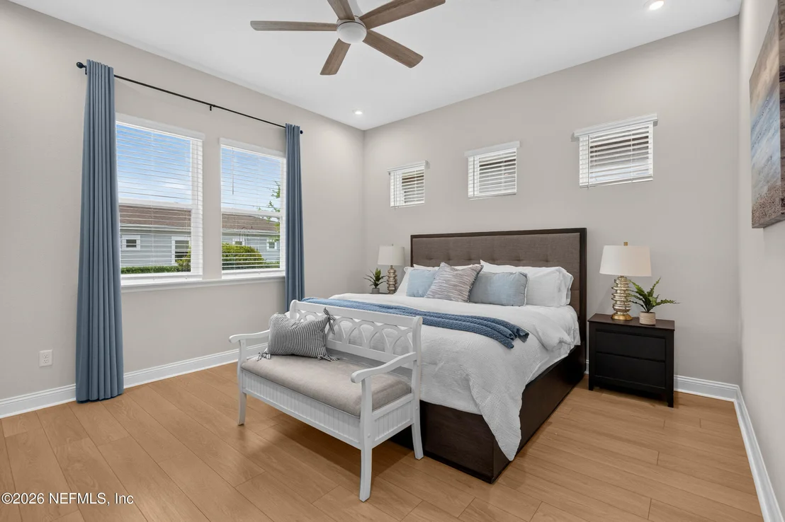 Photo of 87 PINELLAS Way