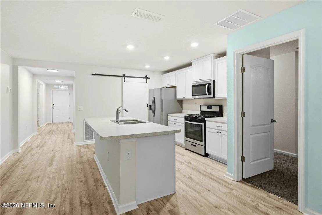Photo of 610 GRAND RESERVE Drive