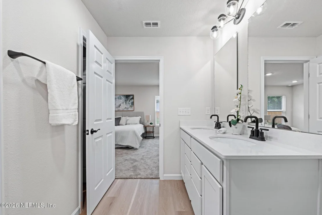 Photo of 5236 PENN Circle