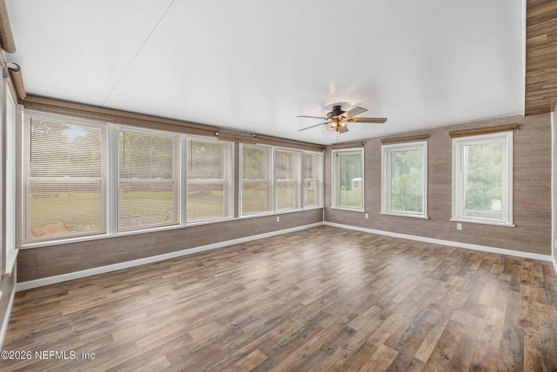 Photo of 1244 JONES Road