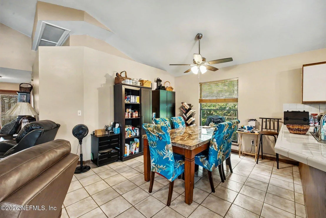 Photo of 593 HEWES Place