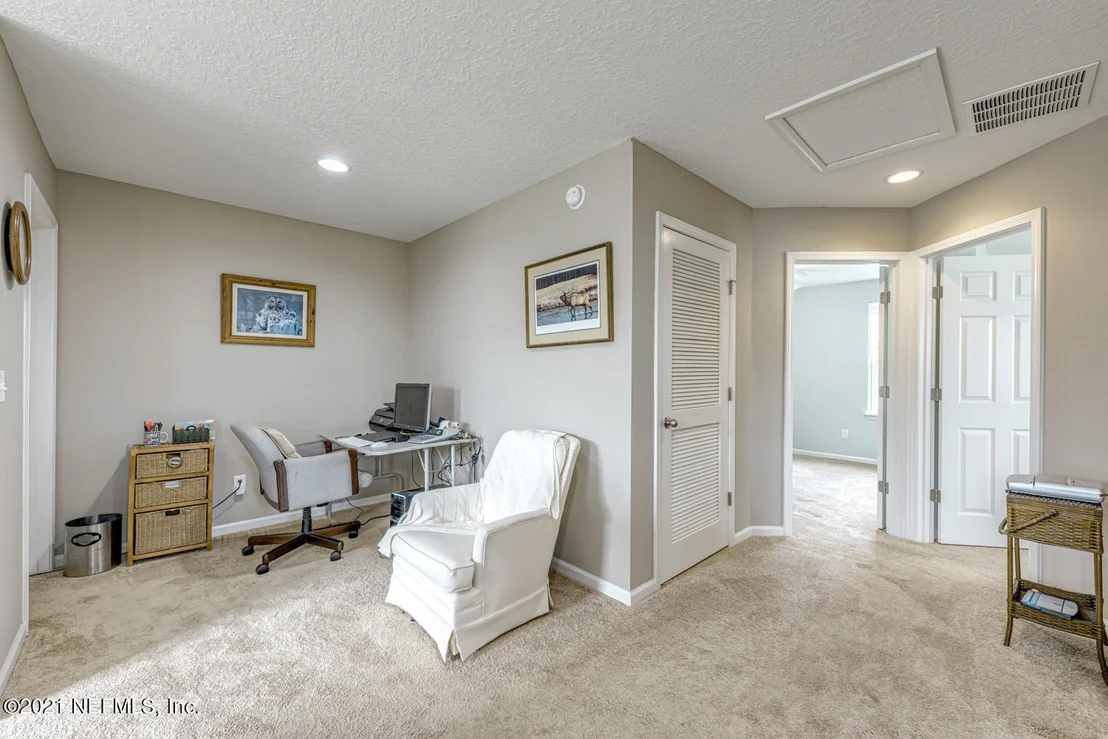 Photo of 214 PLAZA DEL RIO Drive
