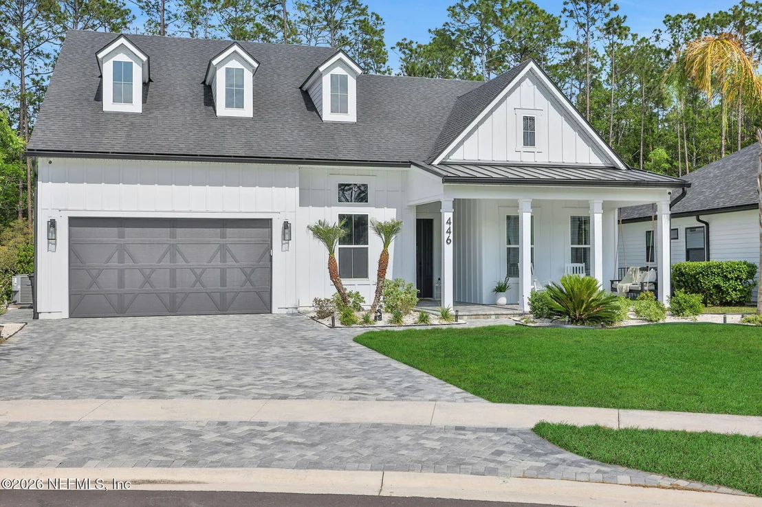 Photo of 446 PALM CREST Drive
