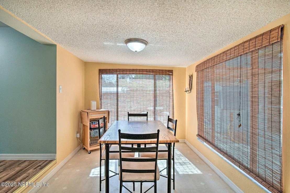 Photo of 118 RIVERSIDE Avenue