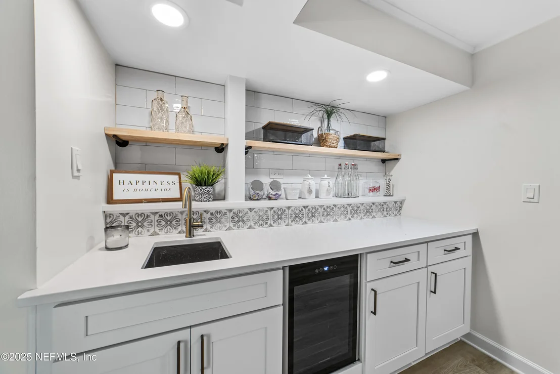 Photo of 3814 CORONADO Road
