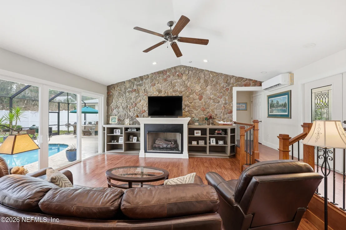 Photo of 17 SYLVAN Drive