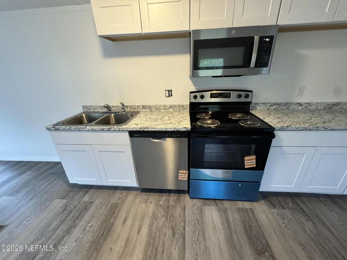 Photo of 228 BROWNS HAMMOCK Road
