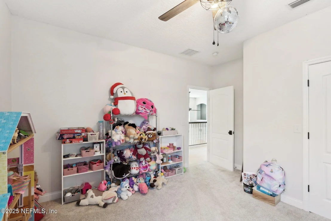 Photo of 212 CORNWALL Drive