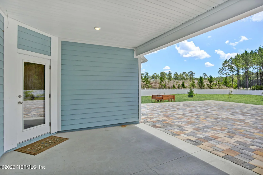 Photo of 25 SILVER LILY Way