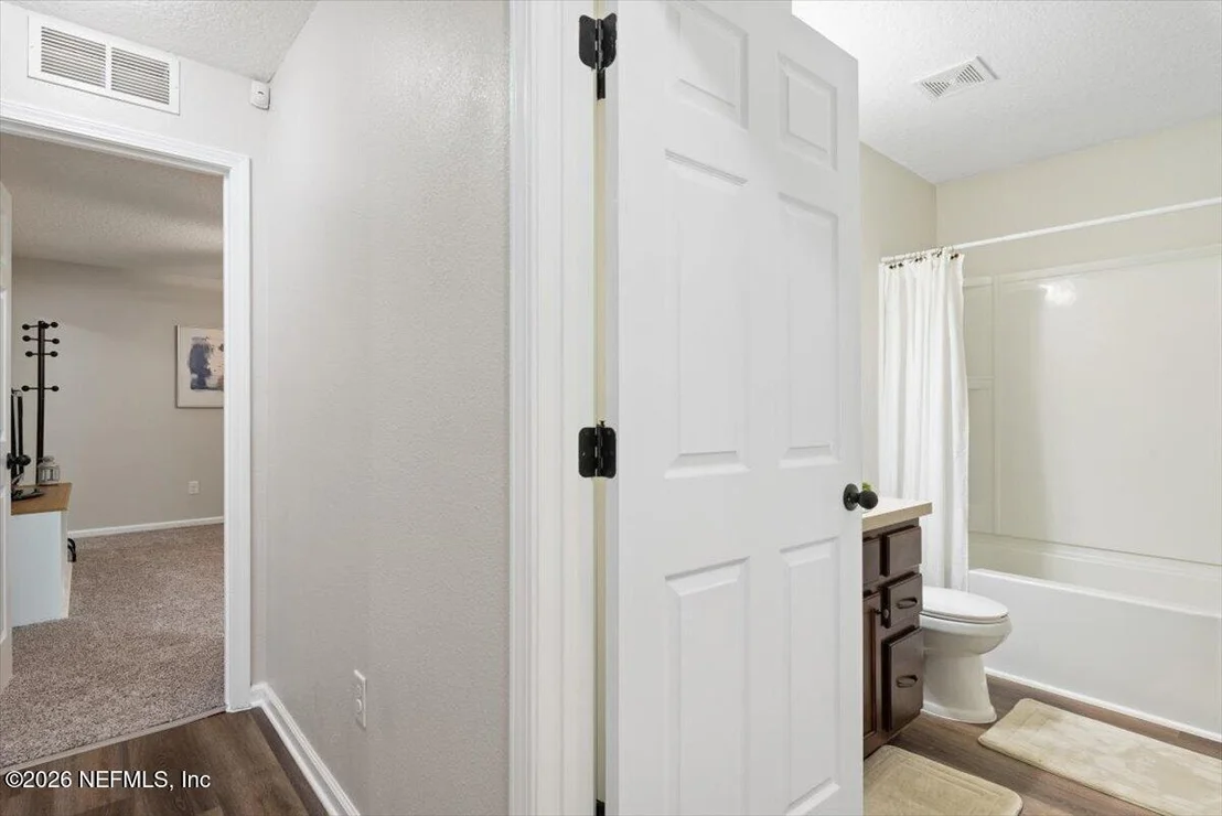 Photo of 6237 SYRINGA Lane