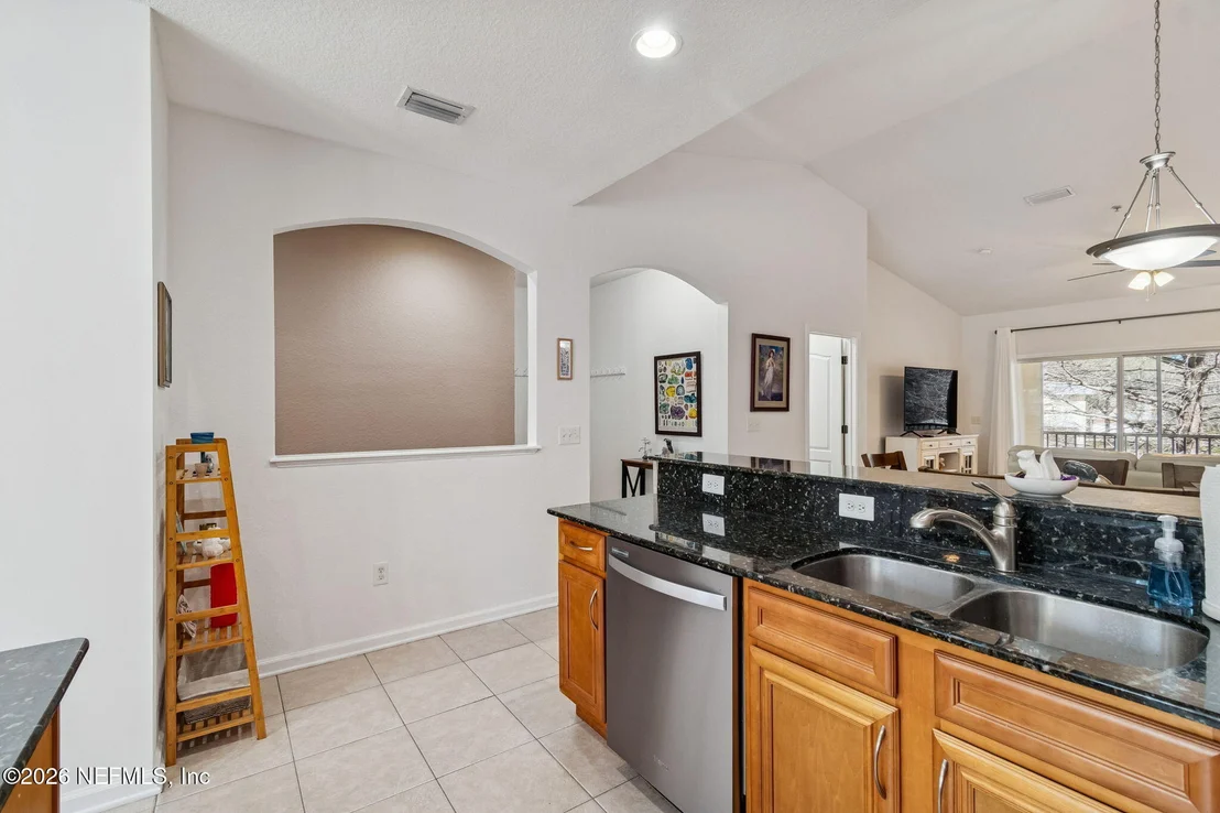 Photo of Unit 1005 at 175 BAYBERRY Circle