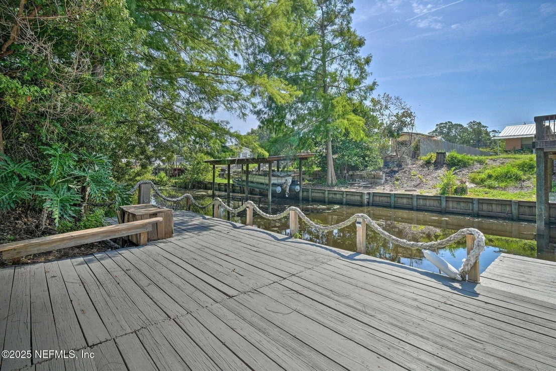 Photo of 118 RIVERSIDE Avenue