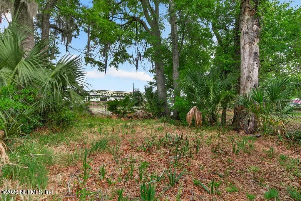 Photo of 1024 EAVERSON Street