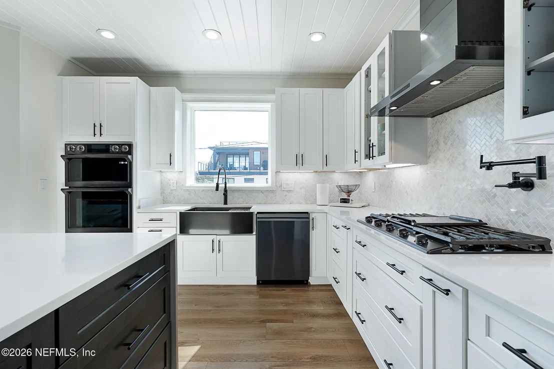 Photo of 106 E Street