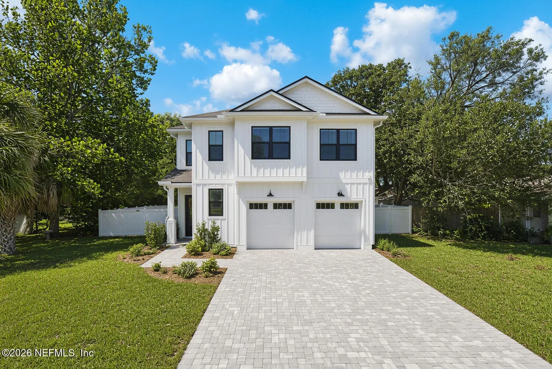 Photo of 904 BARBARA Lane