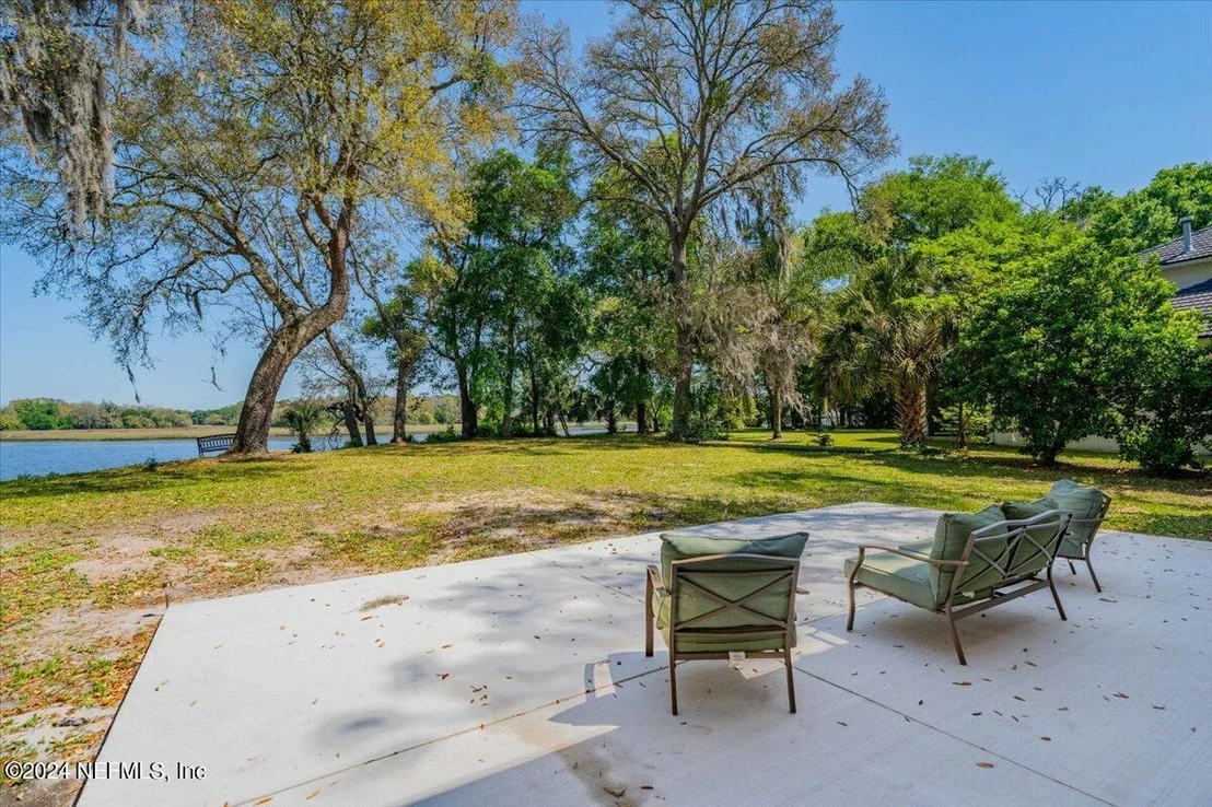 Photo of 1061 CEDAR BAY Road