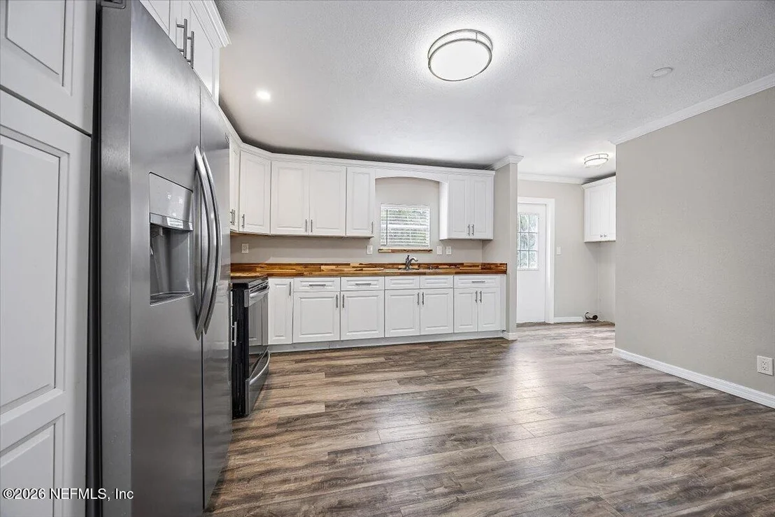 Photo of 101 MC CALL Street