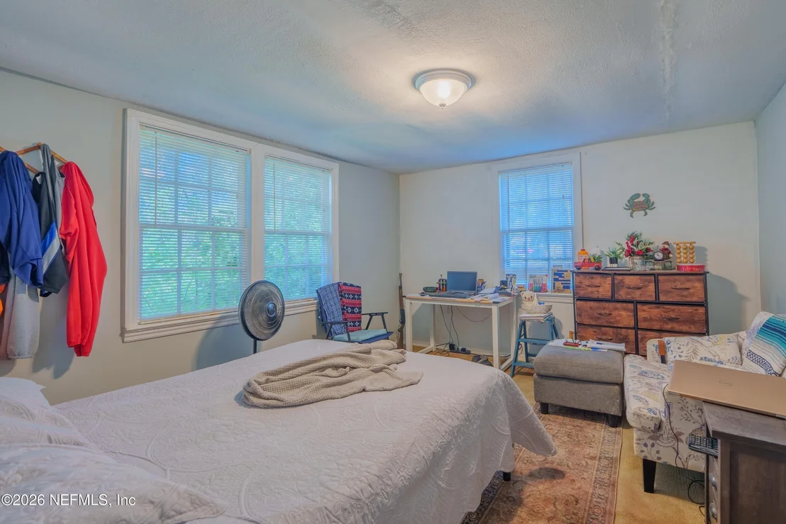 Photo of 210 PINE Avenue