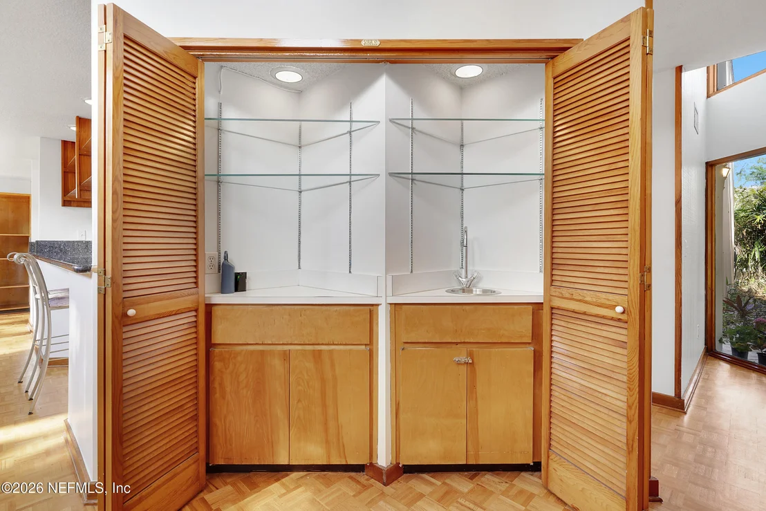 Photo of 3140 FOREST Circle