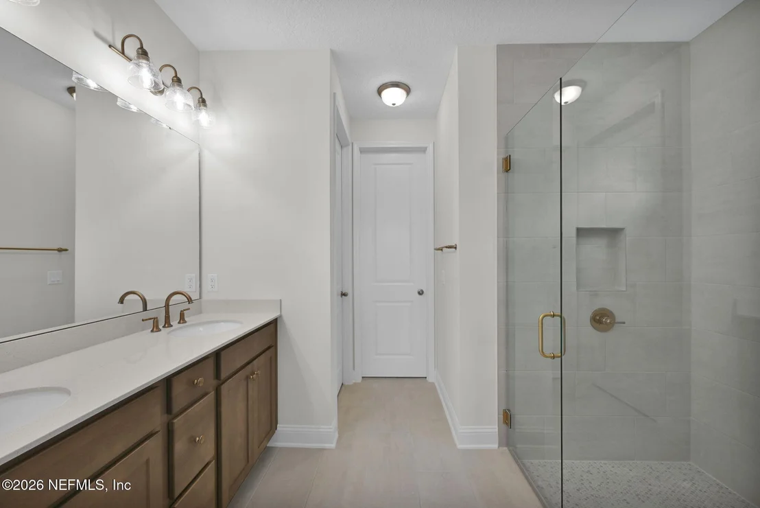 Photo of 52 ASPENDALE Road