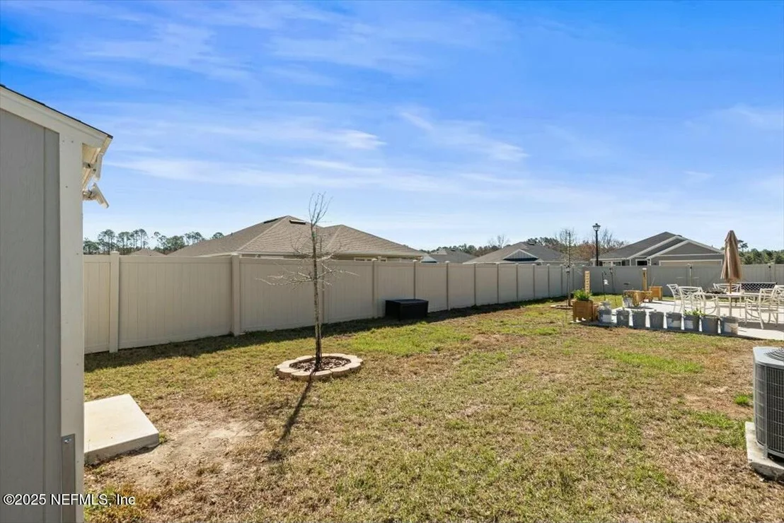 Photo of 10451 COLLINS FIELD Circle