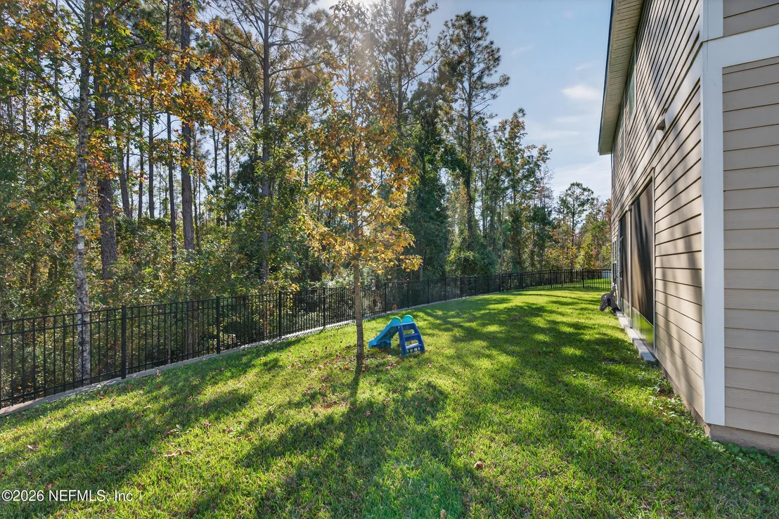 Photo of 688 SYCAMORE Way