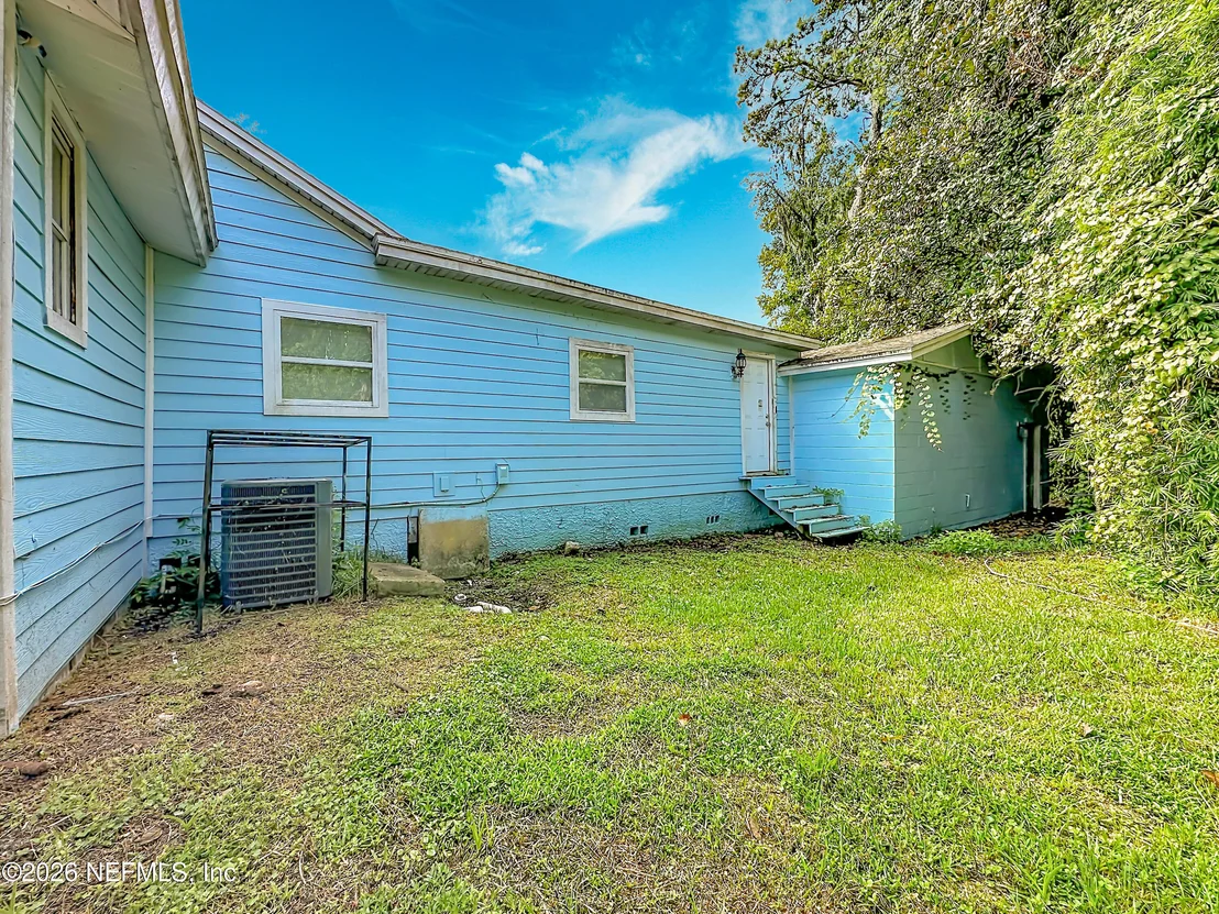 Photo of 3065 FRANCIS Road