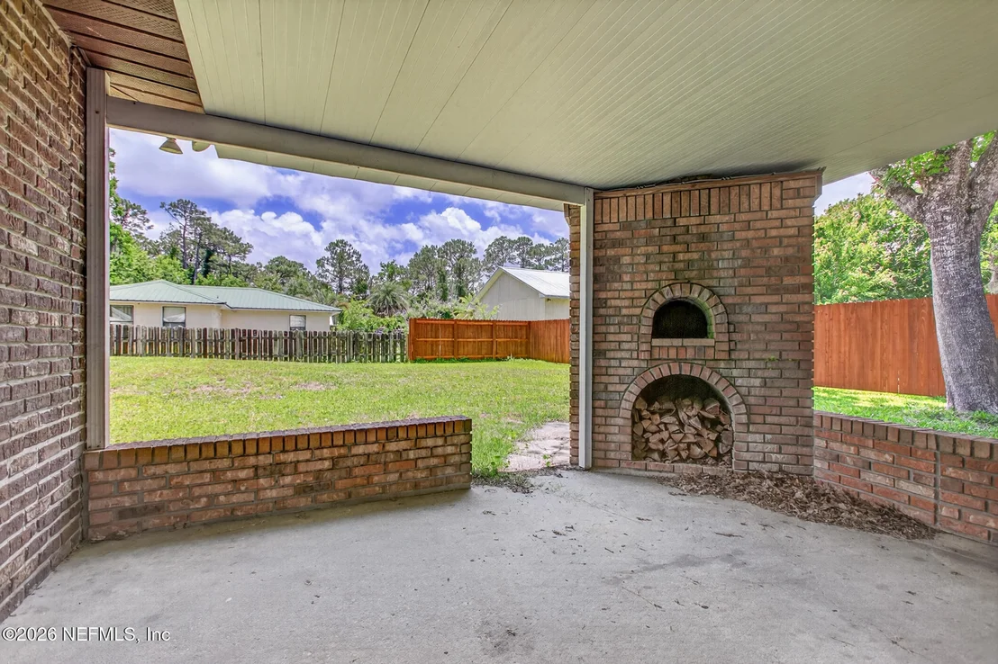 Photo of 407 POMONT Avenue
